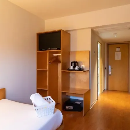 Eth Hotel
