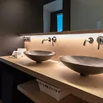 Eth Hotel